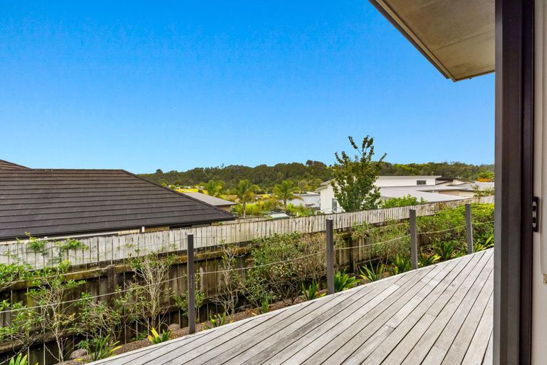 Photo of property in 17 Jade River Place, Warkworth, 0910