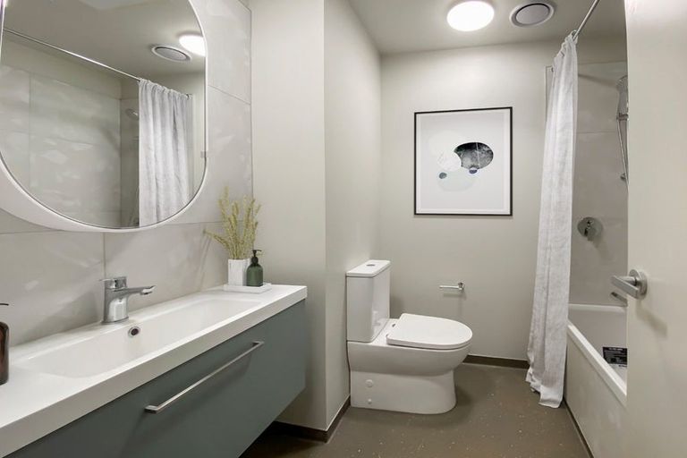 Photo of property in Vela Apartments, 301/2 Campbell Terrace, Petone, Lower Hutt, 5012