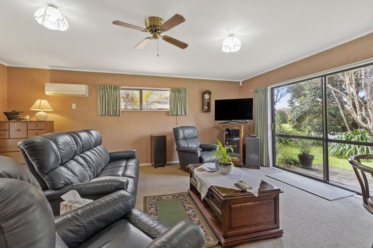 Photo of property in 3 The Avenue, Paraparaumu Beach, Paraparaumu, 5032
