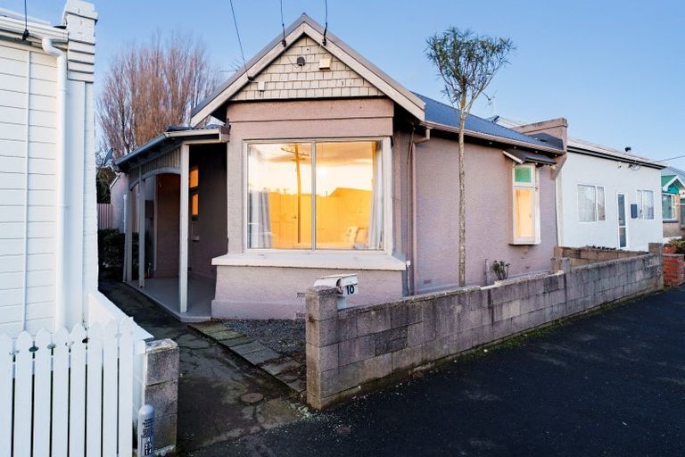 Photo of property in 10 Cashel Street, South Dunedin, Dunedin, 9012