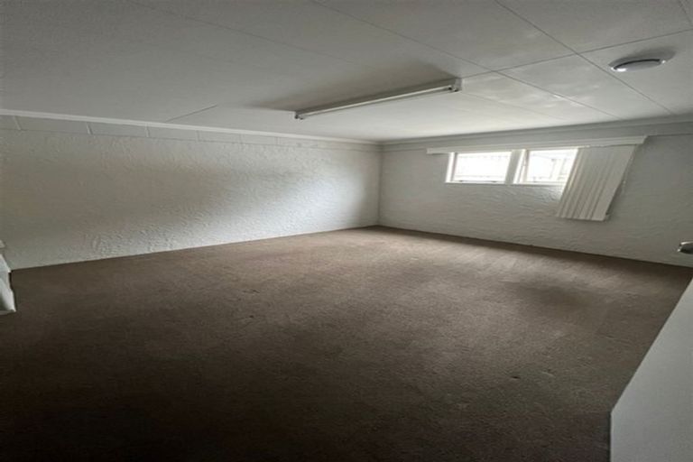 Photo of property in 25 Miles Avenue, Papatoetoe, Auckland, 2025