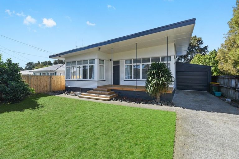 Photo of property in 12 Walsh Street, Forest Lake, Hamilton, 3200