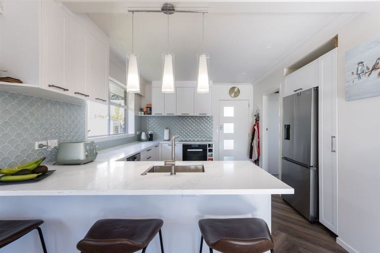 Photo of property in 33 Balfour Crescent, Riverlea, Hamilton, 3216