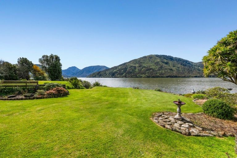Photo of property in 28 Belvue Bay Road, Havelock, Picton, 7281