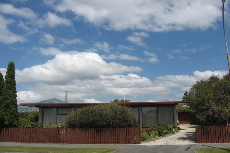 Photo of property in 1 Rolfe Place, Bishopdale, Christchurch, 8053