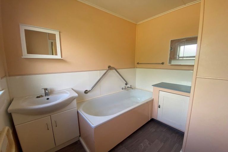 Photo of property in 28 Ranfurly Street, Runanga, 7803