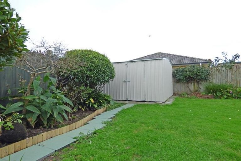 Photo of property in 10 Franco Lane, East Tamaki, Auckland, 2016