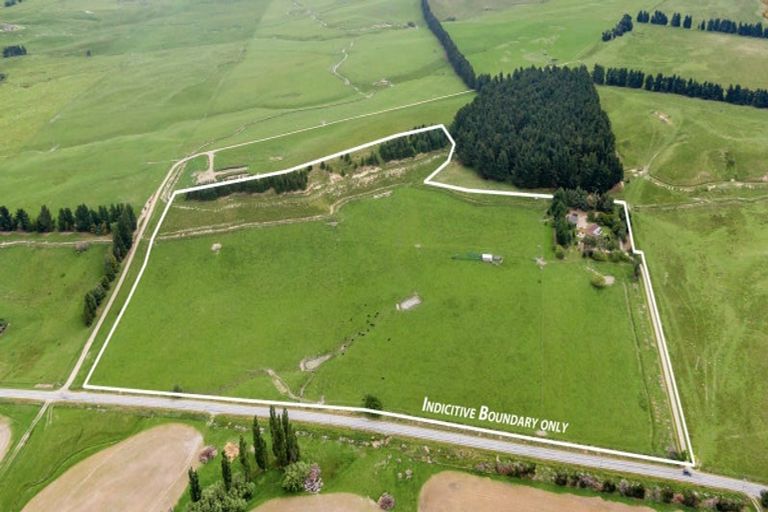 Photo of property in 533 Saint Bathans Loop Road, Cambrians, Omakau, 9377