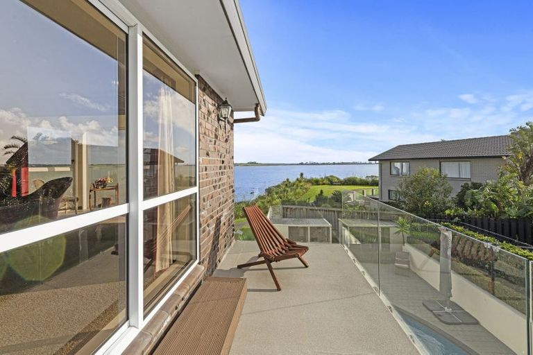 Photo of property in 43 St Annes Crescent, Wattle Downs, Auckland, 2103