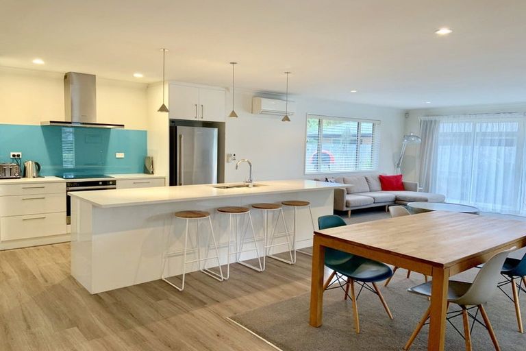 Photo of property in 10 Rollin Street, Heathcote Valley, Christchurch, 8022