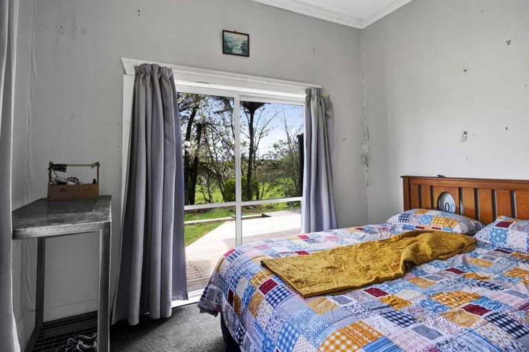 Photo of property in 2178 Skeet Road, Auroa, Hawera, 4678