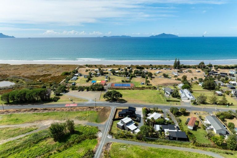 Photo of property in 806 Cove Road, Waipu, 0582