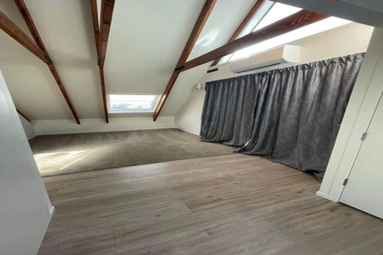 Photo of property in 82 Howard Road, Point Howard, Lower Hutt, 5013