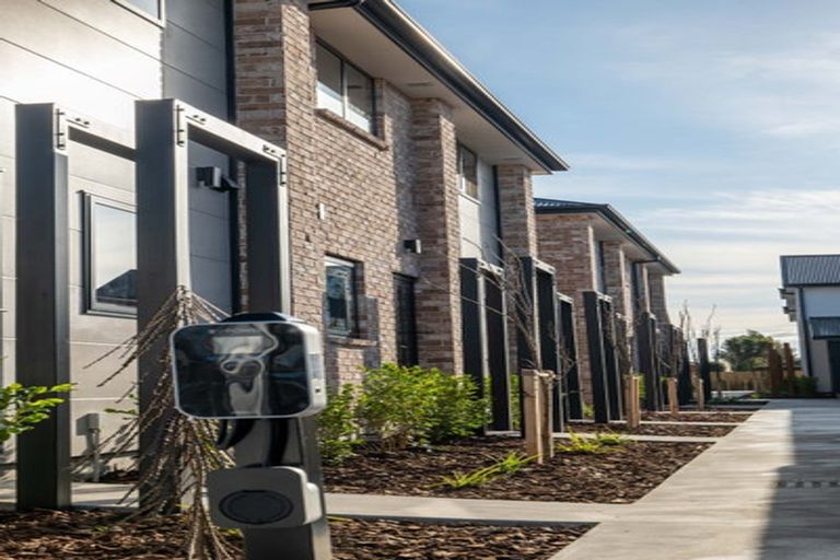 Photo of property in 6/241 Lincoln Road, Addington, Christchurch, 8024