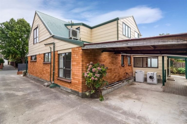 Photo of property in 53 Parkstone Avenue, Ilam, Christchurch, 8041