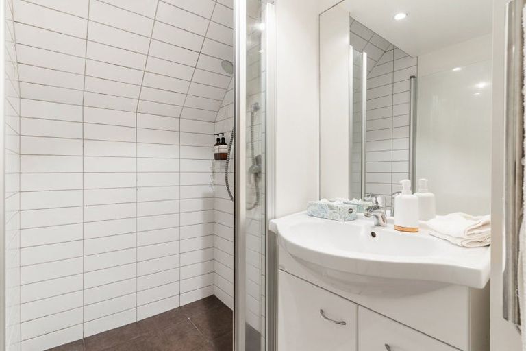 Photo of property in 306 Ocean Road, Whangamata, 3620