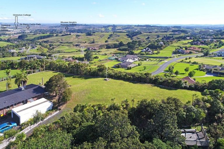 Photo of property in 501 Redoubt Road, Flat Bush, Auckland, 2019