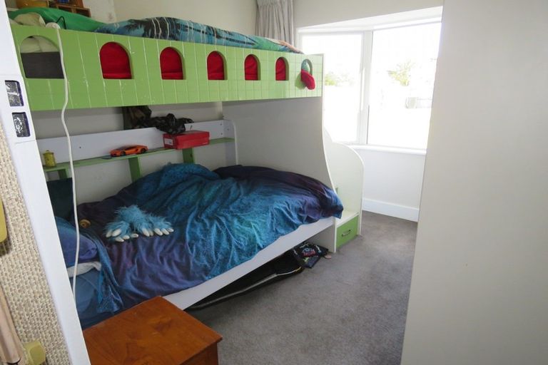 Photo of property in 115 Russell Street, Westport, 7825