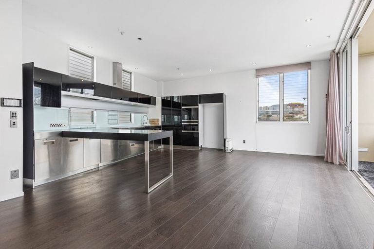 Photo of property in 2 Augustus Terrace, Parnell, Auckland, 1052