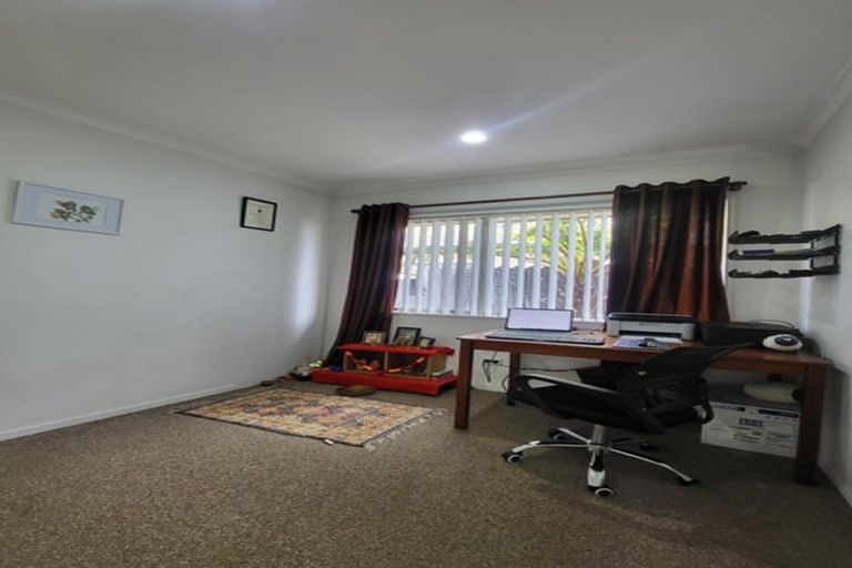 Photo of property in 63b Stratford Road, Manurewa, Auckland, 2105