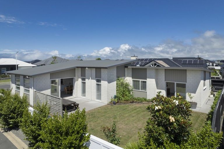 Photo of property in 116 Palm Springs Boulevard, Papamoa Beach, Papamoa, 3118