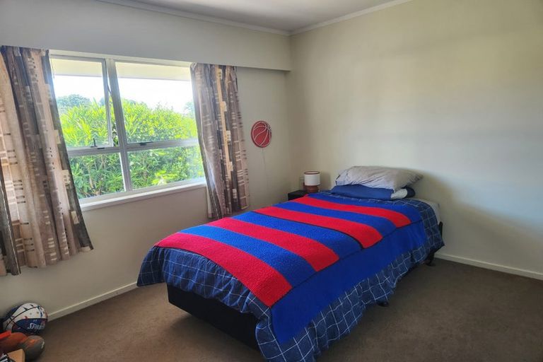 Photo of property in 8a Mccrystal Avenue, Bucklands Beach, Auckland, 2012