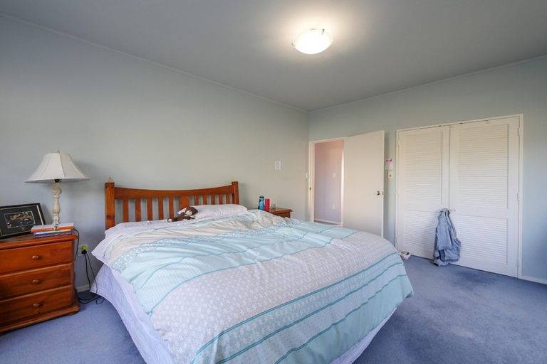 Photo of property in 17 Calvert Place, Shiel Hill, Dunedin, 9013