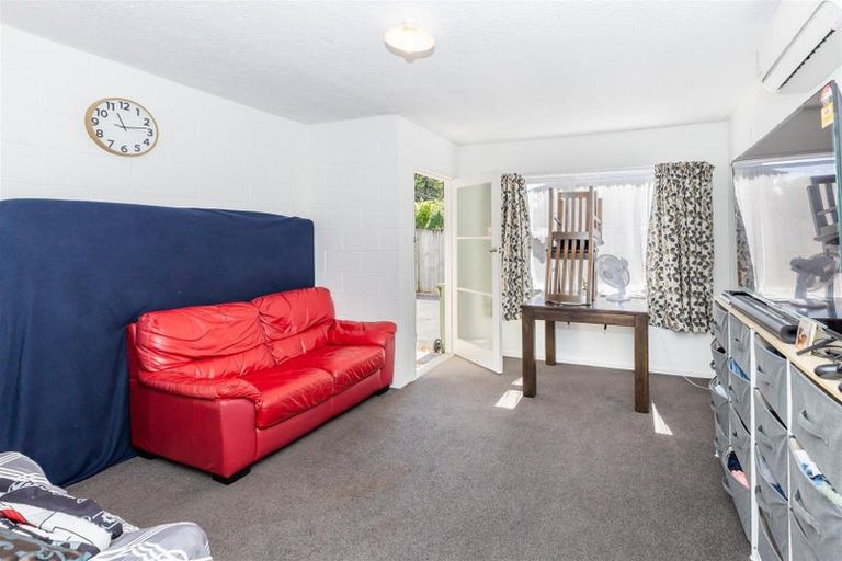 Photo of property in 226 Old Farm Road, Hamilton East, Hamilton, 3216