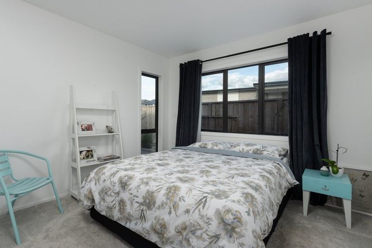 Photo of property in 24 Puhirake Crescent, Pyes Pa, Tauranga, 3112