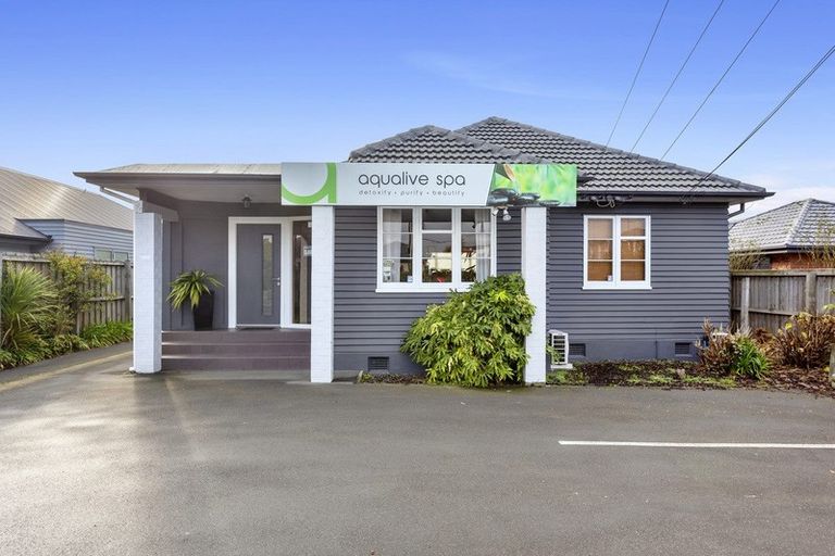 Photo of property in 1/128 Wilsons Road, Saint Martins, Christchurch, 8022