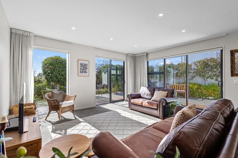 Photo of property in 100 Te Rito Street, Marshland, Christchurch, 8083