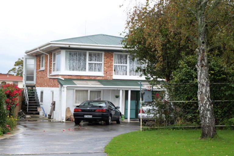 Photo of property in 13 Elliot Street, Howick, Auckland, 2014