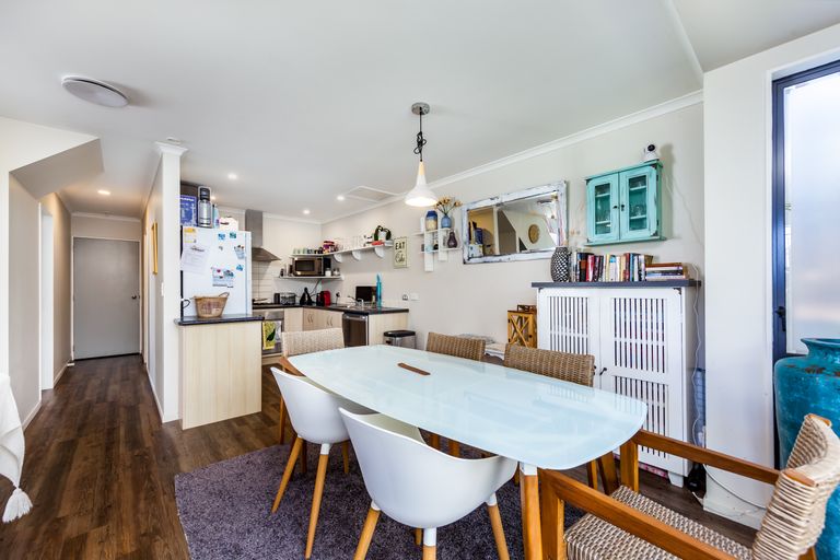 Photo of property in 77 Alverna View, Gulf Harbour, Whangaparaoa, 0930