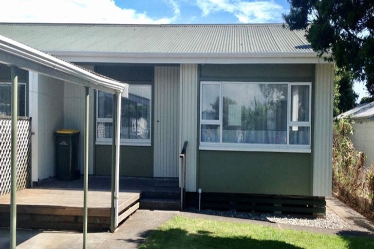 Photo of property in 9 Calgher Avenue, Waitara, 4320