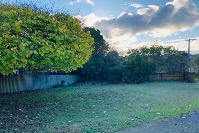 Photo of property in 35 Elliott Avenue, Bayview, Auckland, 0629