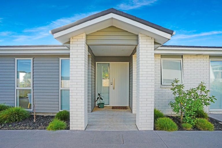 Photo of property in 14a Emsworth Court, Pukekohe, 2120