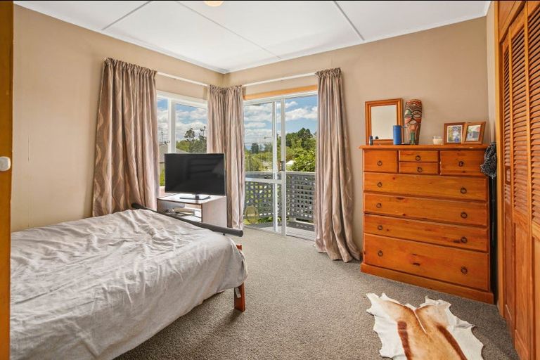 Photo of property in 16 Isel Place, Stoke, Nelson, 7011