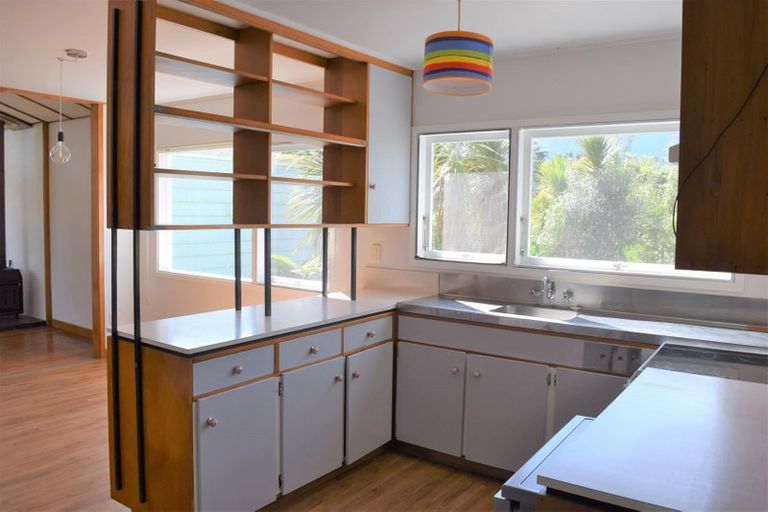 Photo of property in 11 Roberts Street, Whataroa, 7886