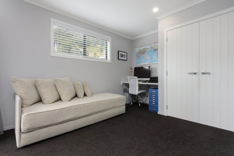 Photo of property in 291 Lakes Boulevard, Pyes Pa, Tauranga, 3112