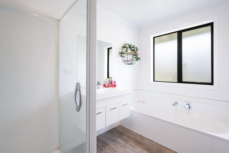 Photo of property in 70 Sanctuary Drive, Stoke, Nelson, 7011