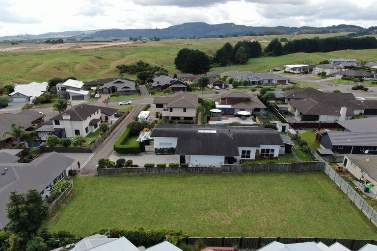 Photo of property in 10 Devoy Drive, Owhata, Rotorua, 3010