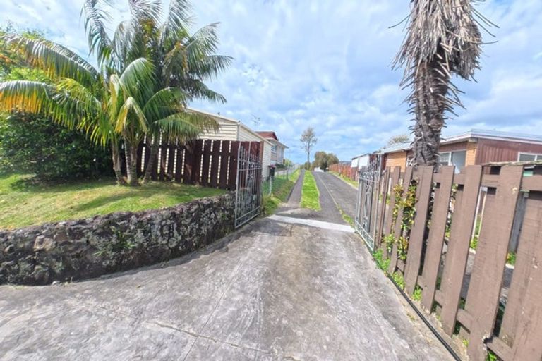 Photo of property in 55 Walworth Avenue, Pakuranga Heights, Auckland, 2010