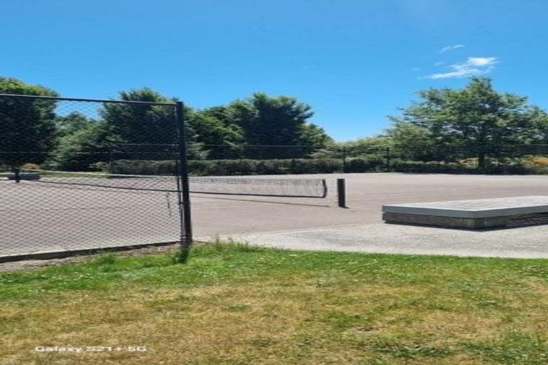 Photo of property in 34 Jarnac Boulevard, Yaldhurst, Christchurch, 8042