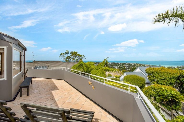 Photo of property in 78 Knights Road, Rothesay Bay, Auckland, 0630