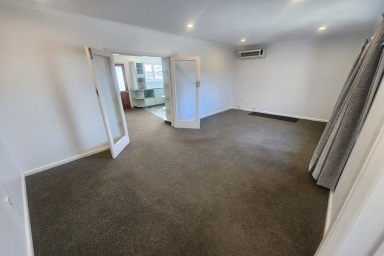 Photo of property in 54 Shands Road, Hornby, Christchurch, 8042