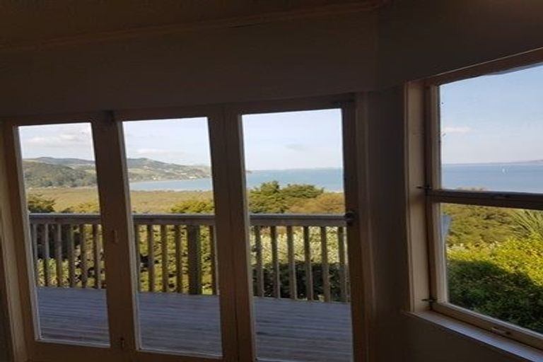 Photo of property in 9 Harbour View Road, Onerahi, Whangarei, 0110