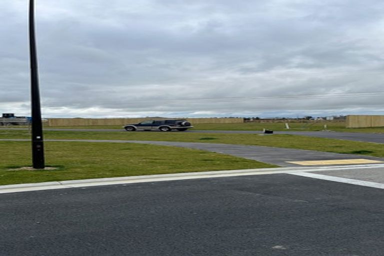 Photo of property in 11 Texel Crescent, West Melton, 7618