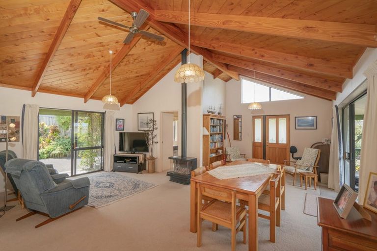 Photo of property in 107 Centennial Drive, Whitianga, 3510