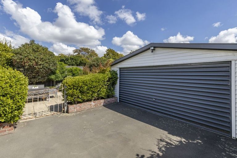 Photo of property in 35 Aylmer Street, Somerfield, Christchurch, 8024