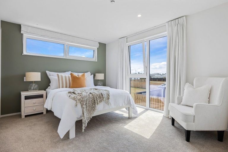 Photo of property in 12 Perehia Mews, Marshland, Christchurch, 8083